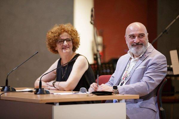 Sandro Arco (Direttore Fondazione Molise Cultura) e la presenza di Anna Petrachi (Responsabile progetti e amministrazione Teatro Koreja, Lecce IT)